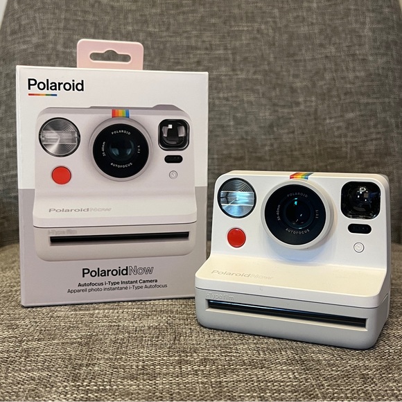 SOLD ❌ Polaroid Now Camera - Picture 1 of 3